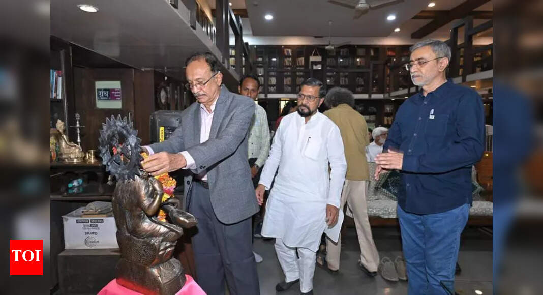 Yugvani Literary Index Unveiled, Guides Literary Research