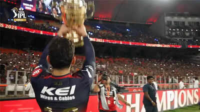 Virat Kohli carries IPL trophy to RCB faithful: 'This was loyalty paying rent after 18 years' - Watch
