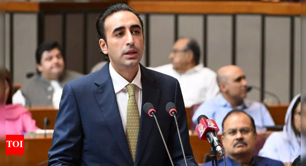 Watch: Bilawal Bhutto’s remark on Muslims in India hits a wall; reporter invokes Operation Sindoor briefings