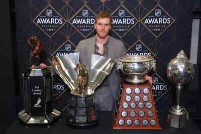 Connor McDavid’s Stanley Cup pursuit mirrors Gretzky and Crosby but his legacy will be his own