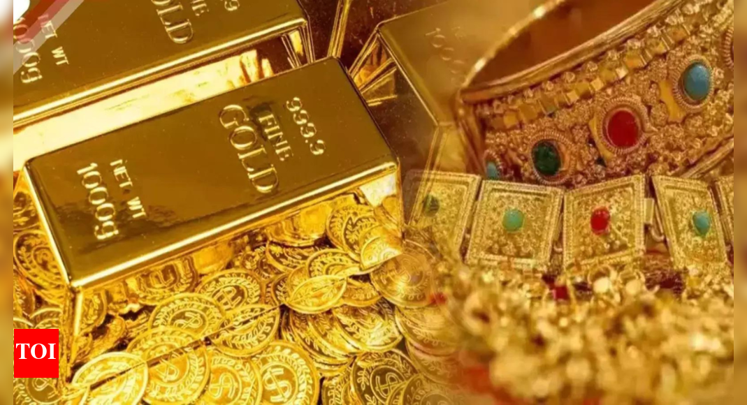Gold rate today: Gold rises by Rs 260 to Rs 99,260 per 10g, silver jumps Rs 1,900 on global cues – Times of India