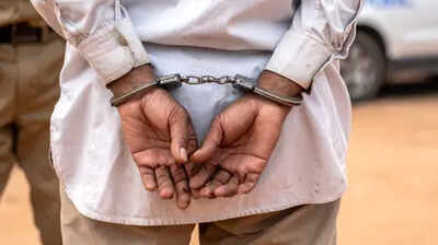  Undertrial accused of sexual assault escapes police custody in Jashpur, five cops suspended