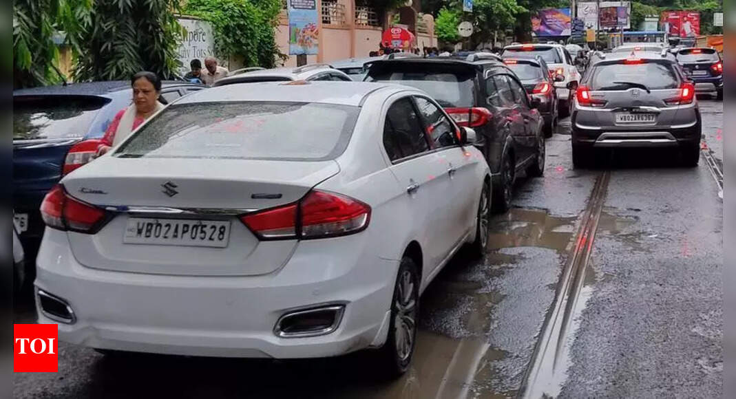 Kolkata: Drivers Flee with Cars Hired Through Online Platforms