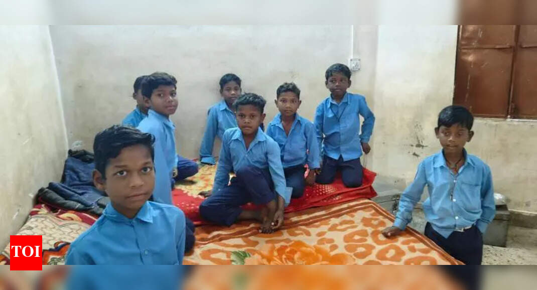 Govt. Official Transforms School for Tribal Kids in Garhwa