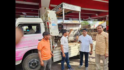 Encroachments removed from Sindhi Camp bus stand