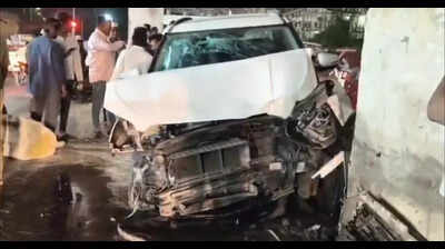 Woman dies, 3-year-old daughter critical as car rams bike in ...