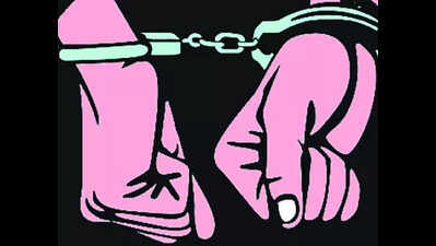  Three held for attacking pregnant woman