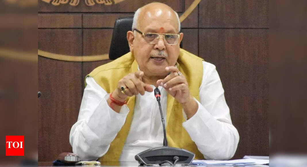 UP Minister Focuses on Crop Productivity, Seed Purification