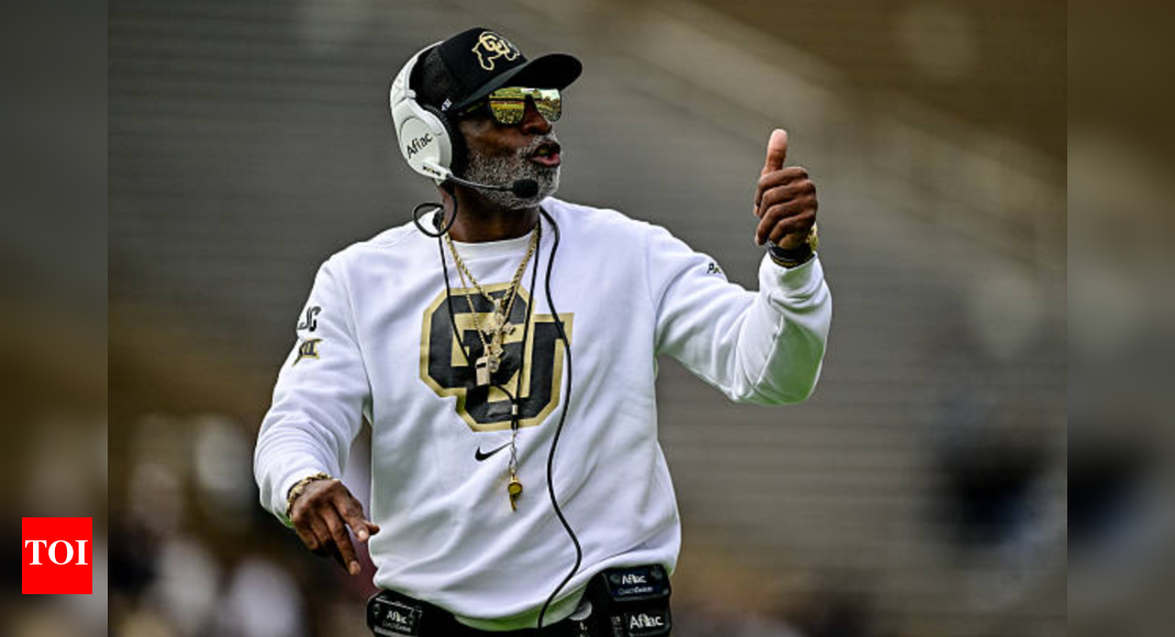Ex-NFL Scout Weighs in on Colorado's Quarterback Dilemma