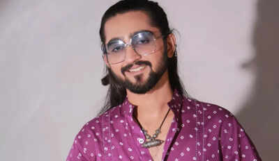 Hariom Gadhvi sets the stage ablaze with a dance video, promises a power-packed Navratri 2025