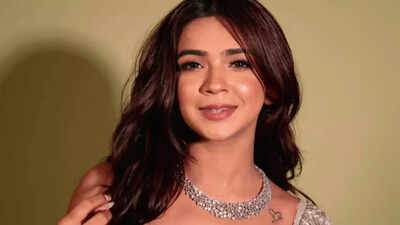 Apoorva Mukhija’s message to paparazzi at an event goes viral; actress warns against posting inappropriate close-up pics