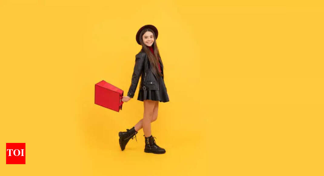 Parents scammed in fake ‘Paris Kids Fashion Week’