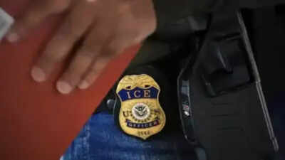  How ICE arrests record number of illegal immigrants on single day? Here's a hint - text trap