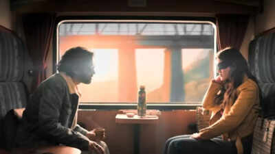 ‘Aankhon Ki Gustaakhiyan’ teaser: Vikrant Massey and Shanaya Kapoor explore a fragile romance born of chance