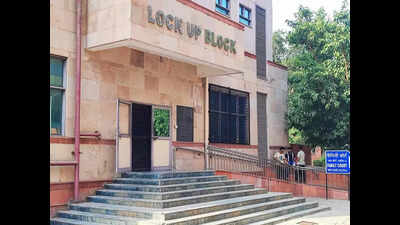 Man accused in murder case killed by inmates in saket court lockup due to old rivalry