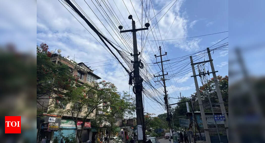 Guwahati Cables Pose Danger, Prompting Safety Concerns