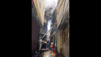 Fire engulfs leather godown in Ajmer’s congested market
