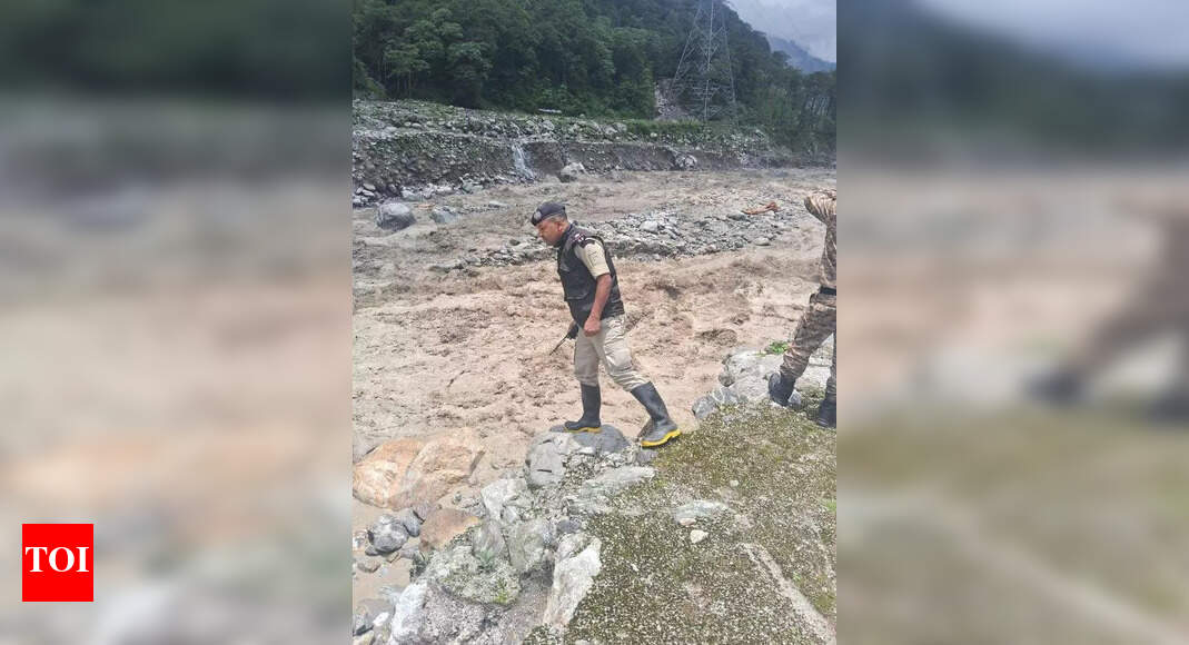 All Tourists Airlifted From Chaten in North Sikkim