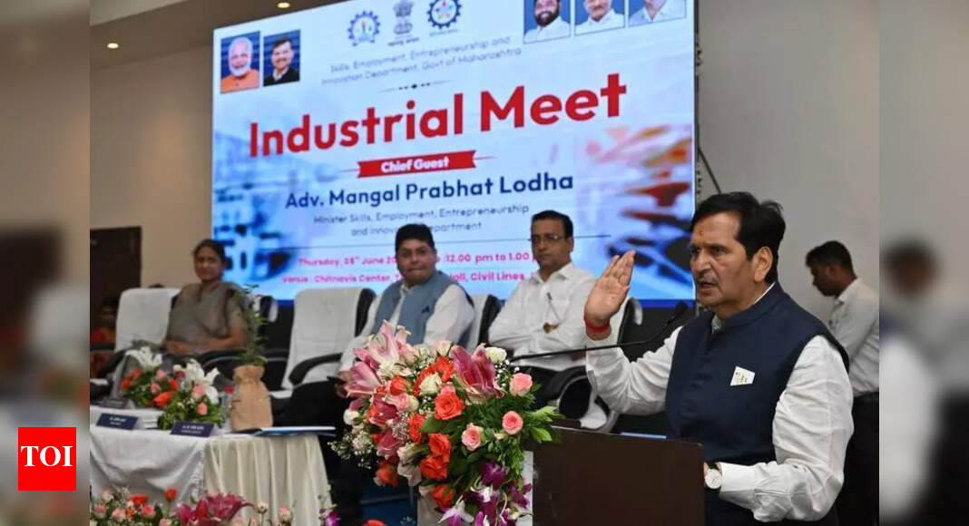 Maharashtra Govt to Upgrade ITIs with Private Sector Partnerships