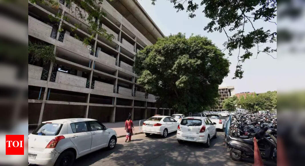 HC Orders Verandah Construction in Chandigarh Court