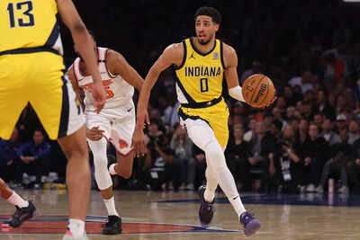 Tyrese Haliburton reaffirms the comeback kings title for Indiana Pacers with a stunning 2-point dunk and a last-minute in Game 1