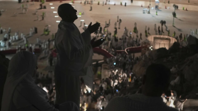Muslim pilgrims 'stone the devil' as hajj nears end in Saudi Arabia