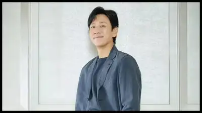  Two government officials charged for leaking important information related to the late actor; a journalist involved