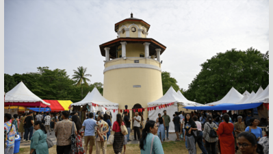 Bengaluru’s Freedom Park hosts vibrant flea market