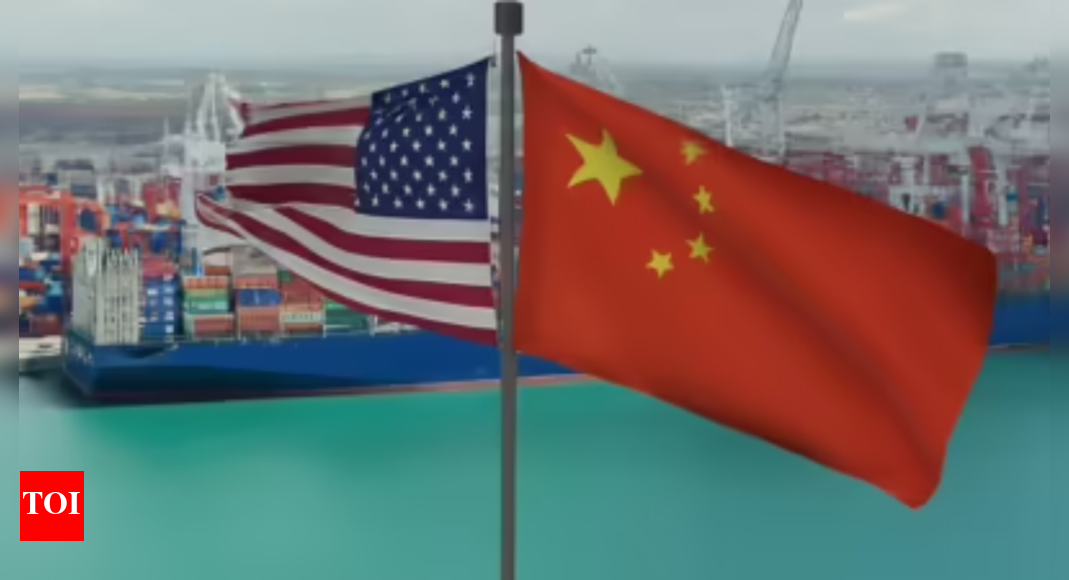 US holds off on labeling China a currency manipulator; warns Beijing on currency practices; keeps future action open