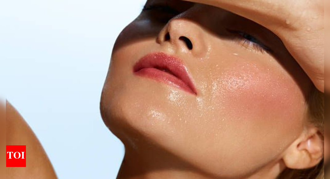 Makeup Tips to Stay Fresh in Warm Weather