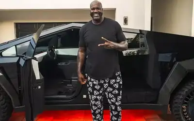 When Shaquille O’Neal said he asked David Beckham for a million dollars in exchange for his wallet: “But he knew it was me”