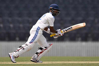  Abhimanyu Easwaran flops again for India A; internet reacts