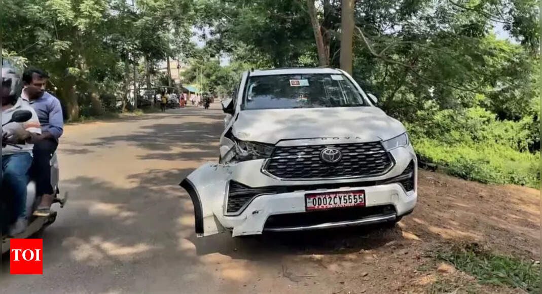 Minister's Car Collides with Truck; Escapes Injury in Cuttack