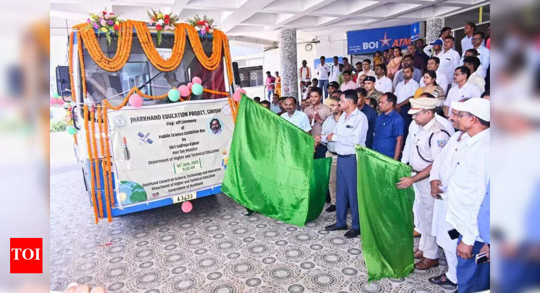 Science Exhibition Chariot Launched in Giridih District