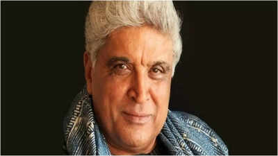 Javed Akhtar receives Dostoevsky Award for influence on cultural heritage, literary dialogue