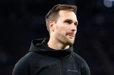 Cleveland Browns struggle to find consistent QB in Dillon Gabriel and Shedeur Sanders, trade for Kirk Cousins emerges as top solution