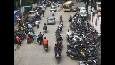 Helmetless rider ends up with 33 glass pieces in throat after accident, gets back original voice after surgery