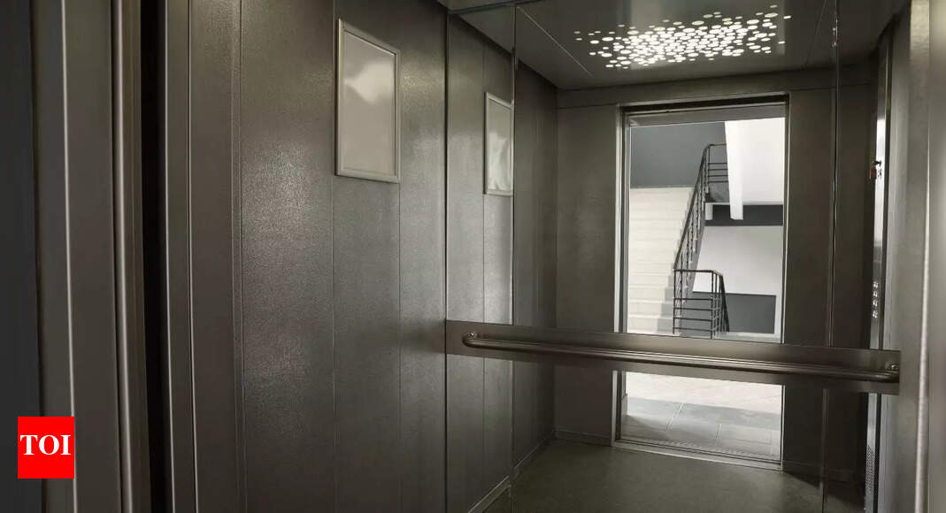 Elevator Mirrors: More Than Just Decorations