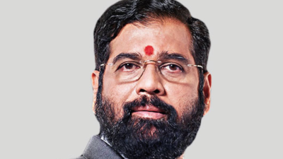 Kidney transplant patient misses flight, Eknath Shinde offers seat on chartered plane from Jalgaon to Mumbai