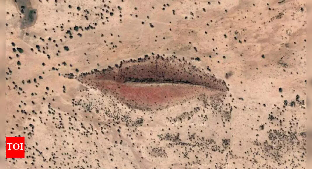 Sudan's 'Landlocked Lips': Mysterious Hill Resembles Human Lips