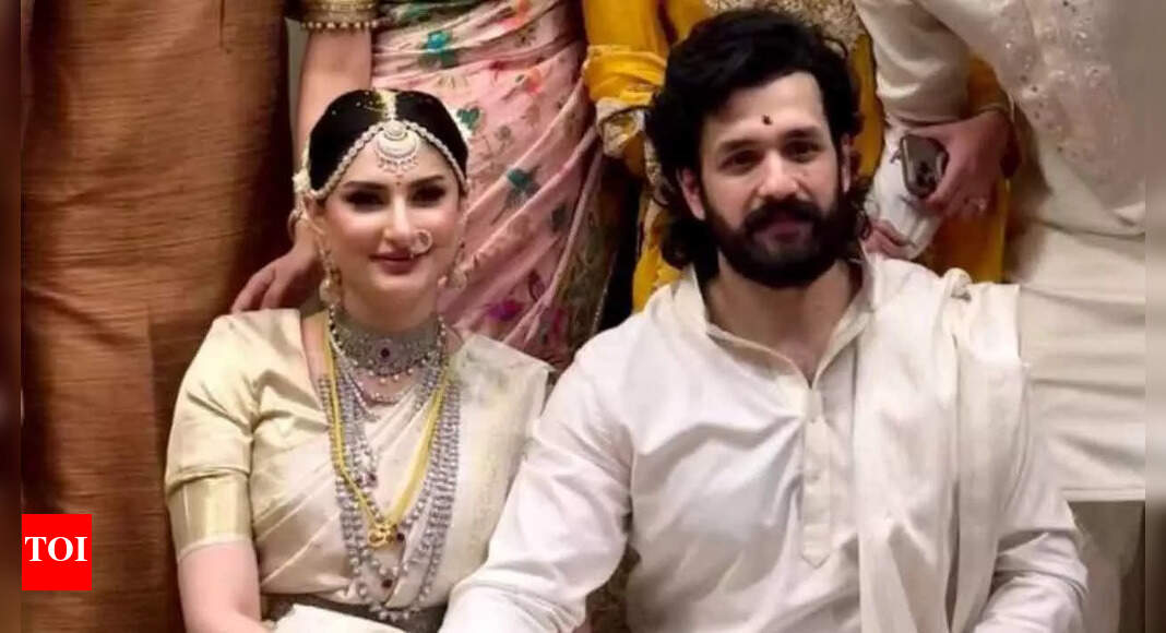 Akhil, Zainab exchange vows in an intimate ceremony