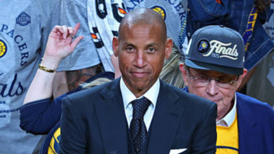  Reggie Miller erupted in celebration as Indiana Pacers' Tyrese Haliburton finished game in his signature style