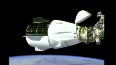  Orbital station to launch spacecraft automatically; robots to maintain station