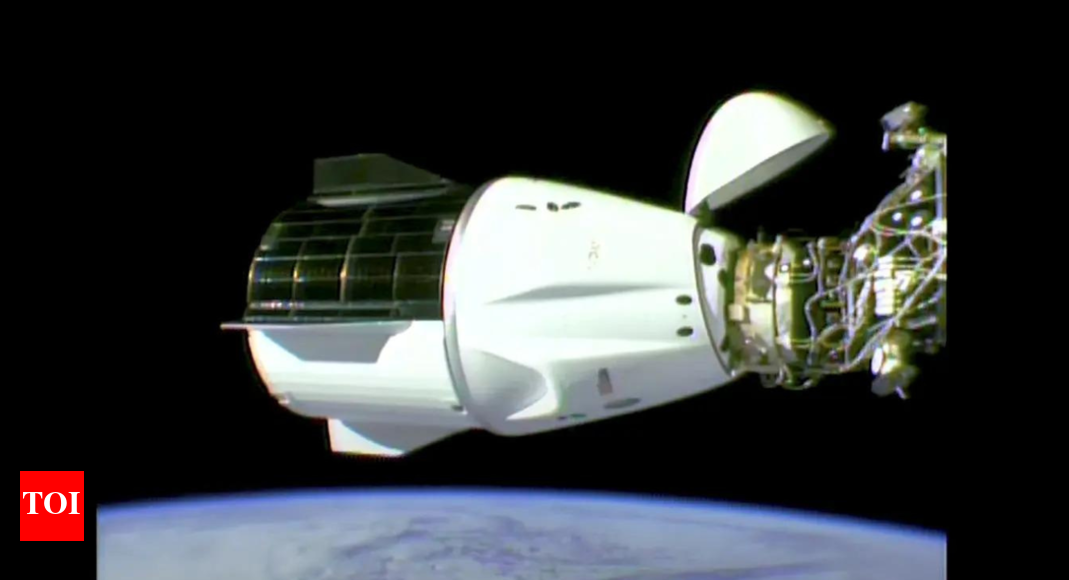 Russia patents drone tech: Orbital station to launch spacecraft automatically; robots to maintain station
