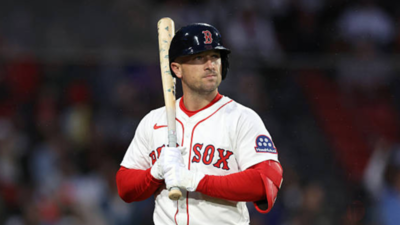 Red Sox’s Alex Bregman changes look mid-game in effort to shift momentum vs. Yankees