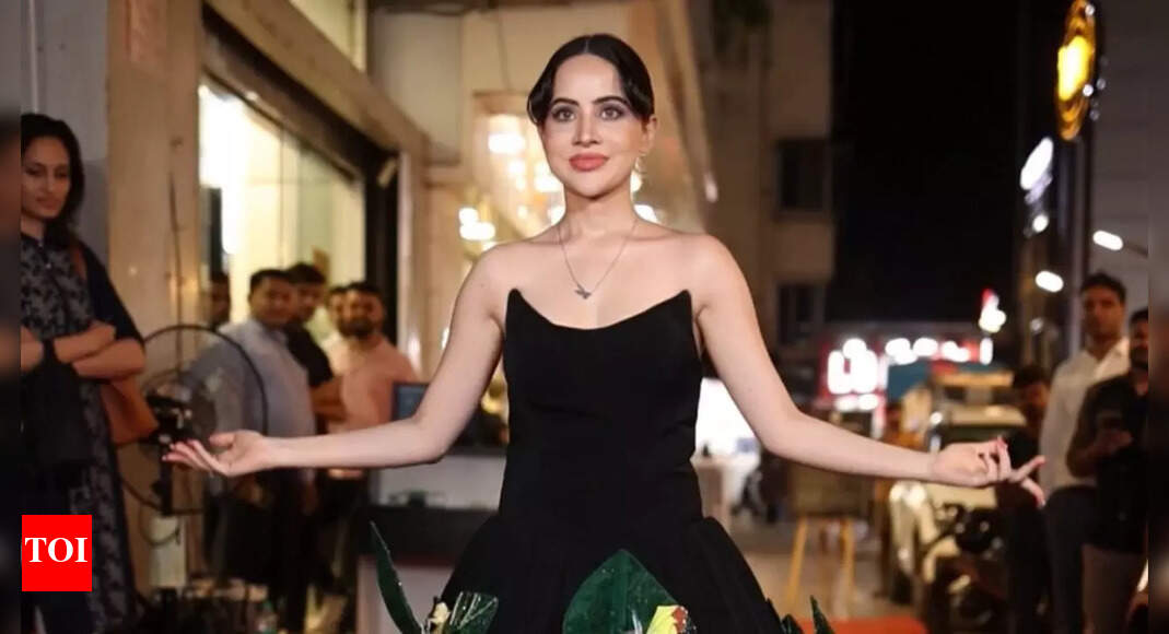 https://static.toiimg.com/thumb/msid-121697962,width-1070,height-580,imgsize-33124,resizemode-75,overlay-toi_sw,pt-32,y_pad-40/photo.jpg