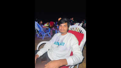 Honeymoon journey turns tragic: Young man loses life in rly mishap