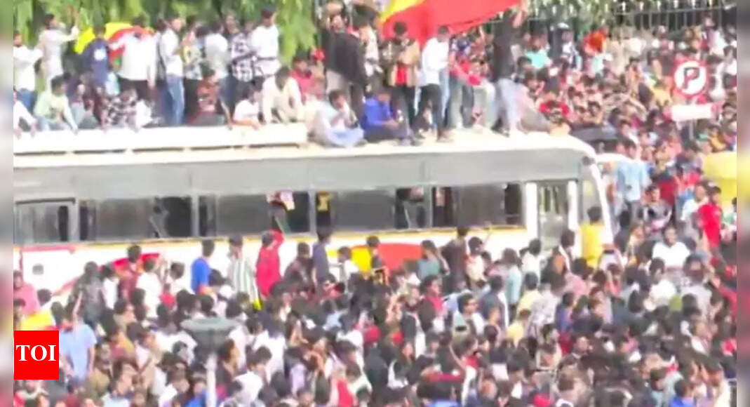 Bengaluru stampede: Cops had warned against feting RCB at legislature