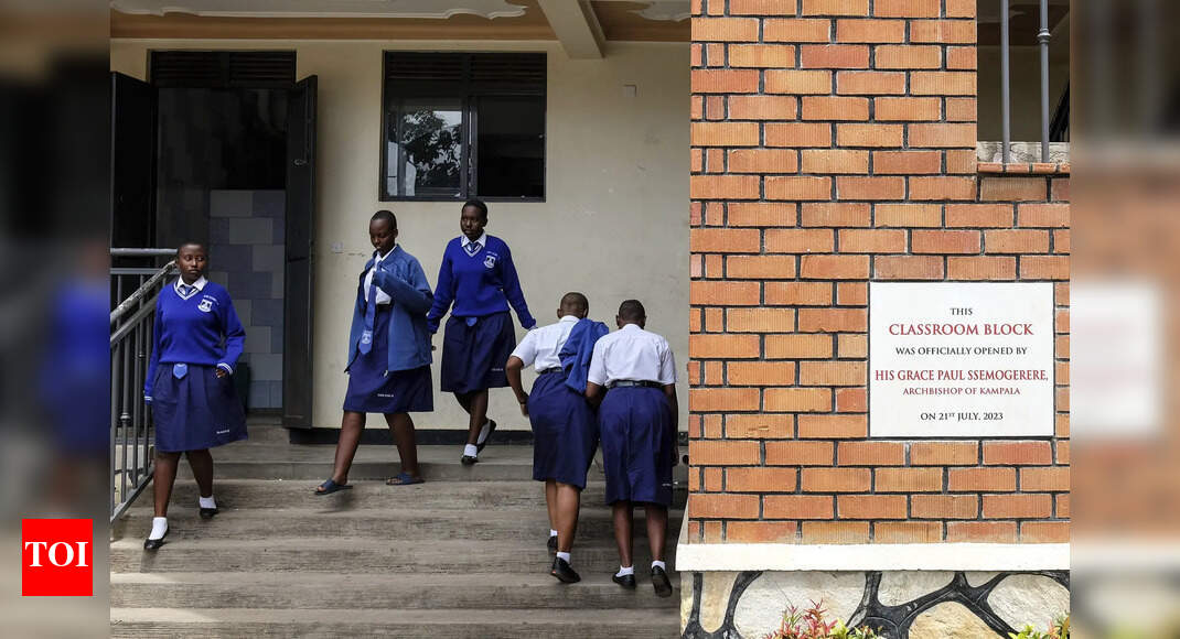 Federal rollback of desegregation orders sparks alarming resegregation in southern schools – Times of India