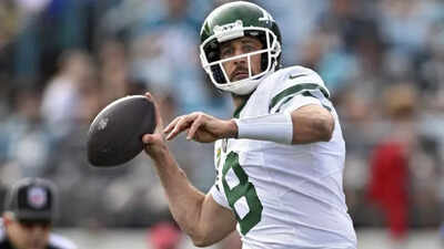 Aaron Rodgers sparks controversy with bizarre anti-Bluetooth theory after signing $19.5M Steelers deal